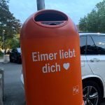 Eimer liebt dich - Funny Trash bin Belin